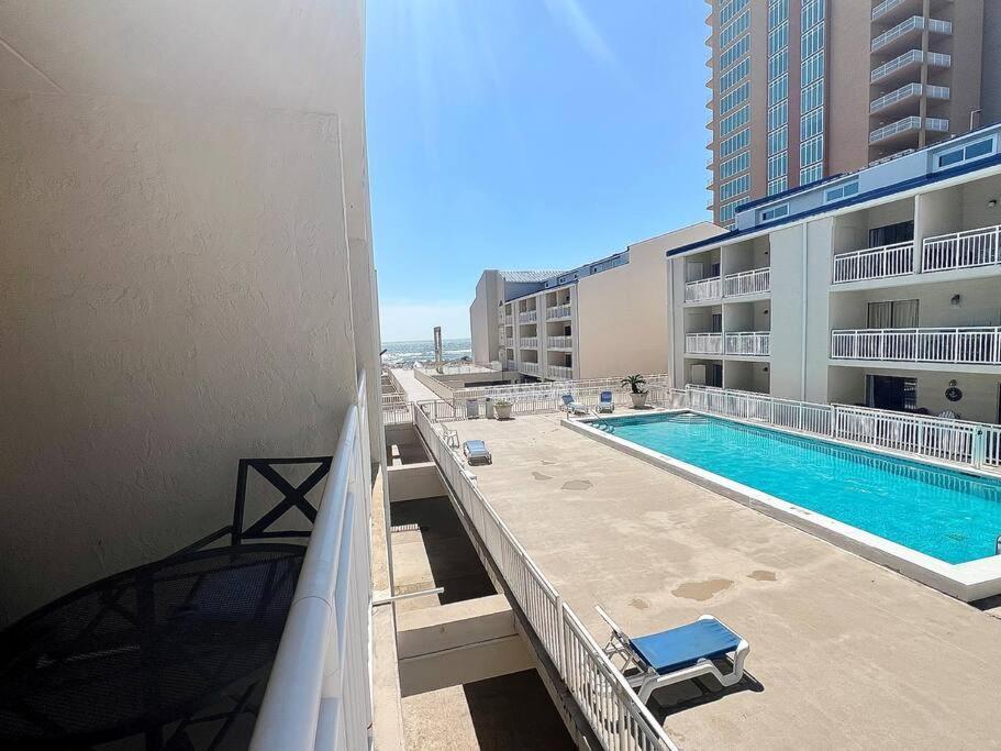 Appartement Cheapest On The Beach-oceanfront-heated Pool!